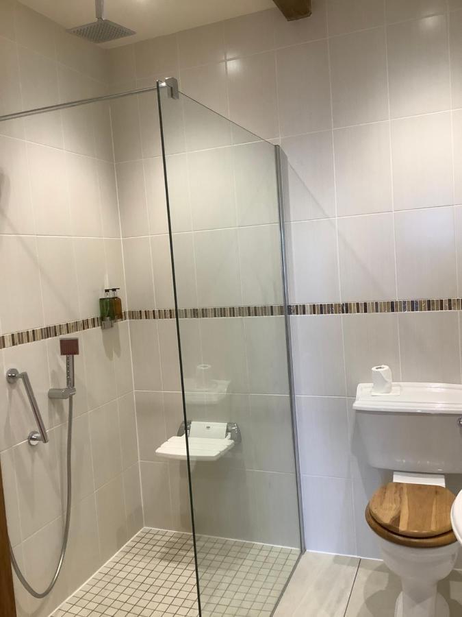 Orchard Cottage, Clematis Cottages, Stamford. Accessible Luxury Home. Экстерьер фото
