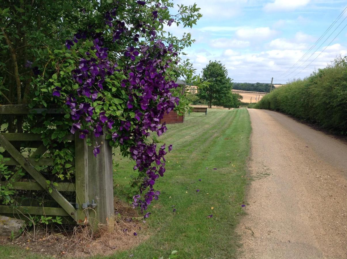 Orchard Cottage, Clematis Cottages, Stamford. Accessible Luxury Home. Экстерьер фото